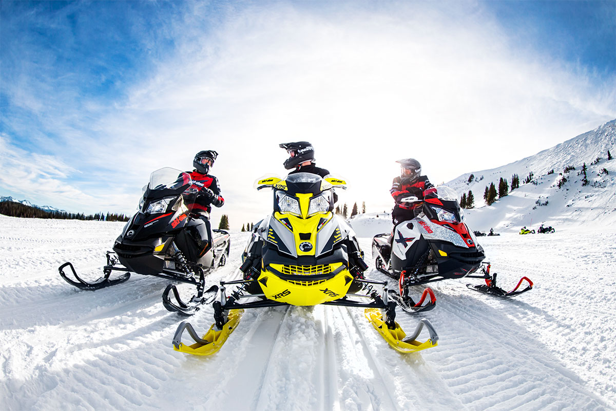 Команда Ski Doo Снежный экстрим